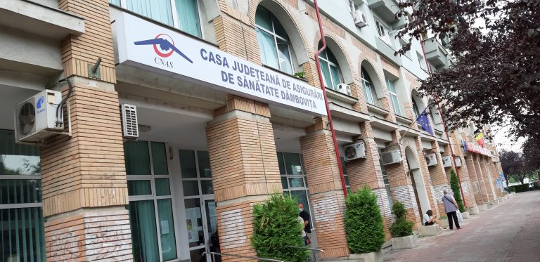 CJAS Dâmboviţa: Precizări despre eliberarea cardului naţional şi a cardului european de sănătate duplicat