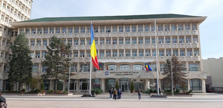 6.423 de tichete sociale pe suport electronic pentru mese calde, pentru persoanele vârstnice din județul Dâmbovița