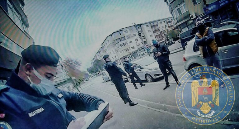 Verificările pentru respectarea măsurilor de protecție sanitară în rândul populației au fost continuate de jandarmi la trecerea dintre ani