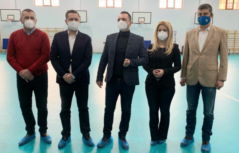 Sală de sport nou- nouță…  la Colegiul Național ,,Constantin Carabella’’