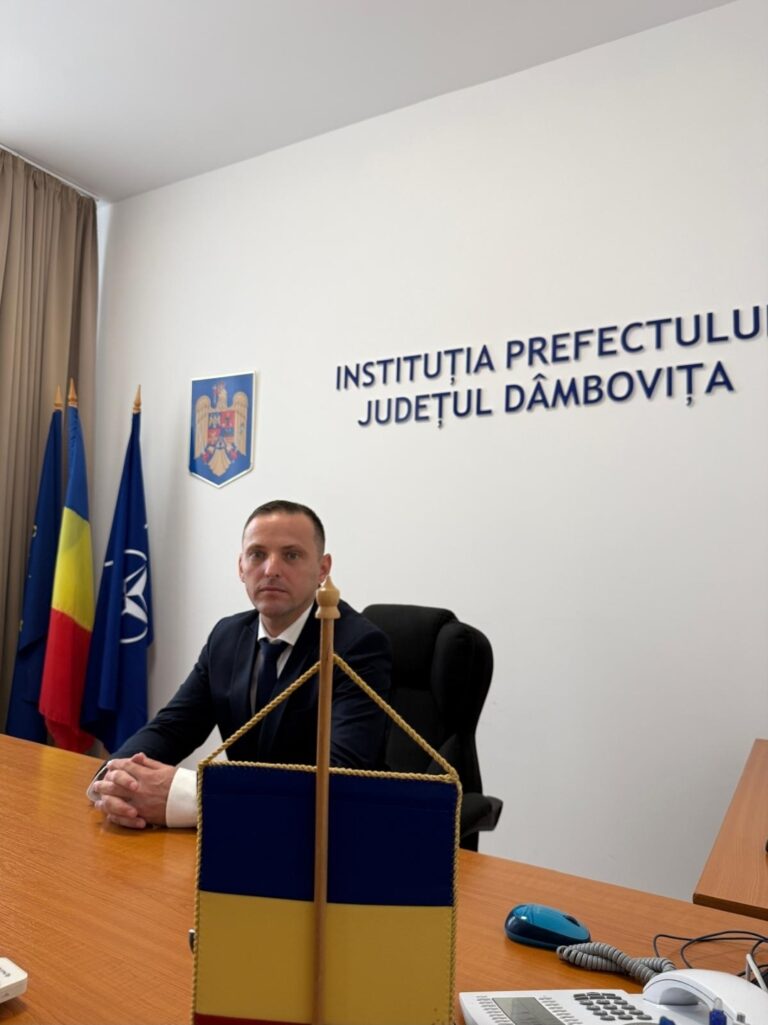 Marius Calomfirescu a depus jurământul în funcția de prefect al județului Dâmbovița