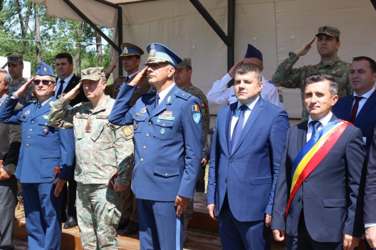 Primarul orașului Titu, prezent la aniversarea a 65 de ani de la înființarea Batalionului 111 Rachete Sol-Aer „Voievodul Mihai” din Boteni