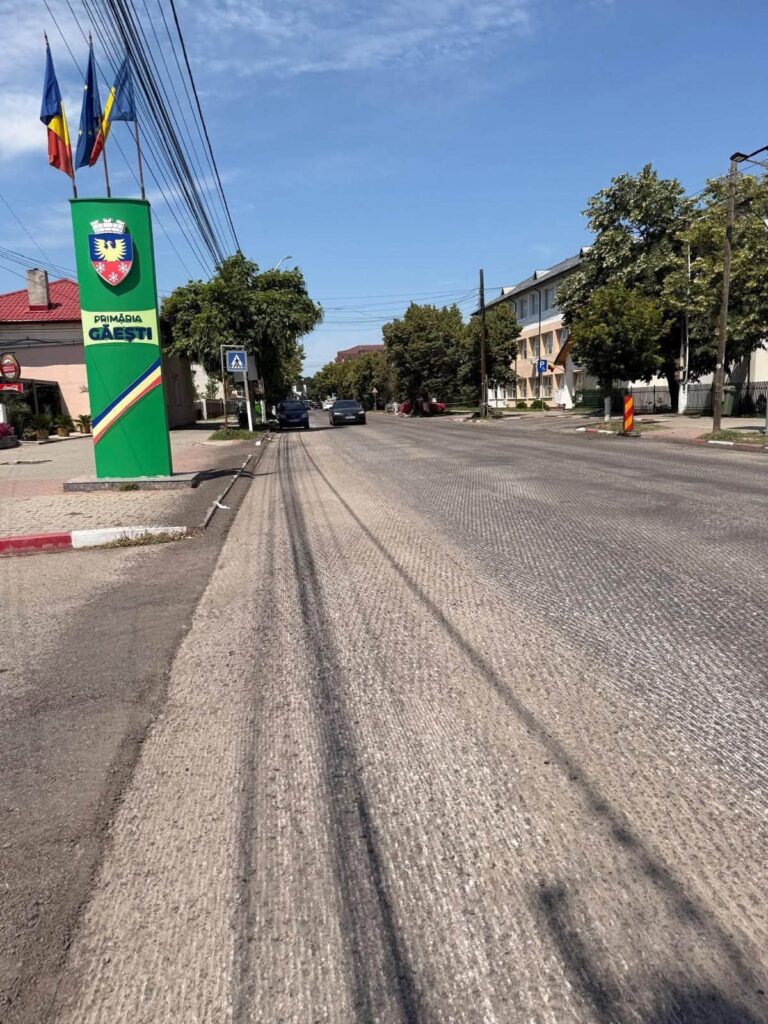 Găești: Strada 13 Decembrie va fi asfaltată complet până pe 16 iulie 2026