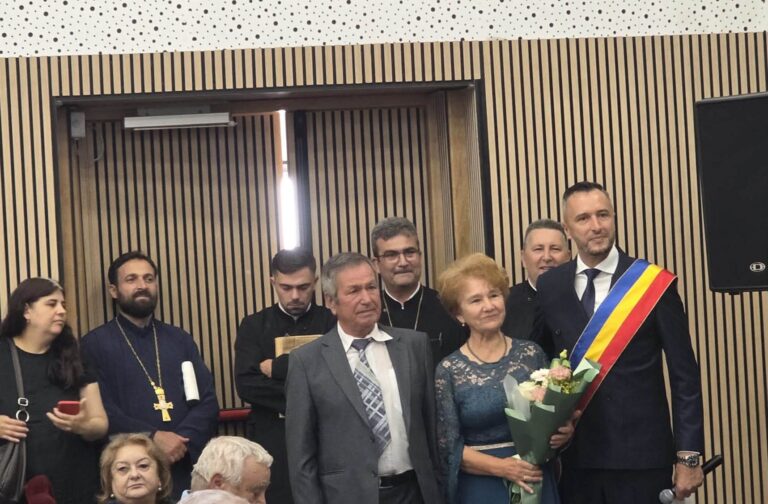 Debut emoționant al „Zilelor Orașului”: Găeștiul și-a cinstit seniorii care au sărbătorit 50 și 60 de ani de căsnicie